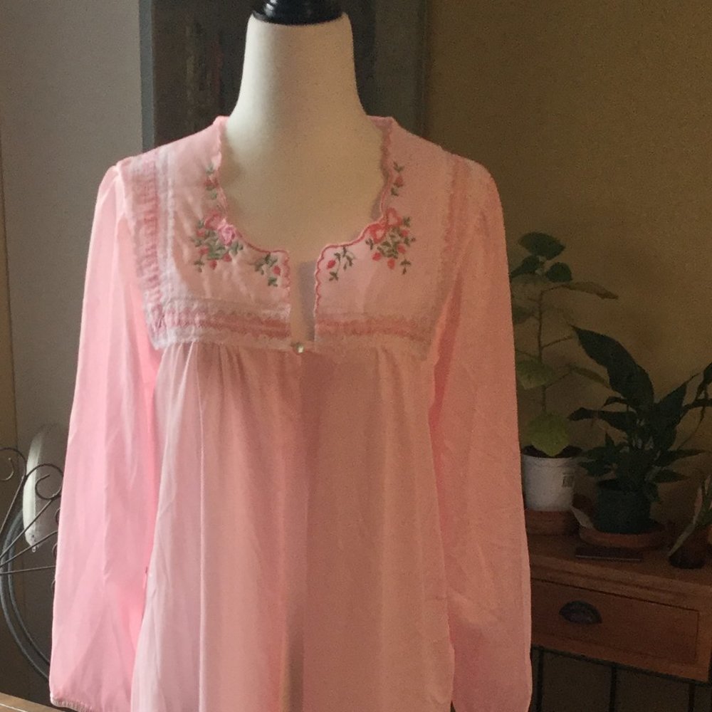 Vintage long dressing  gown/ house coat